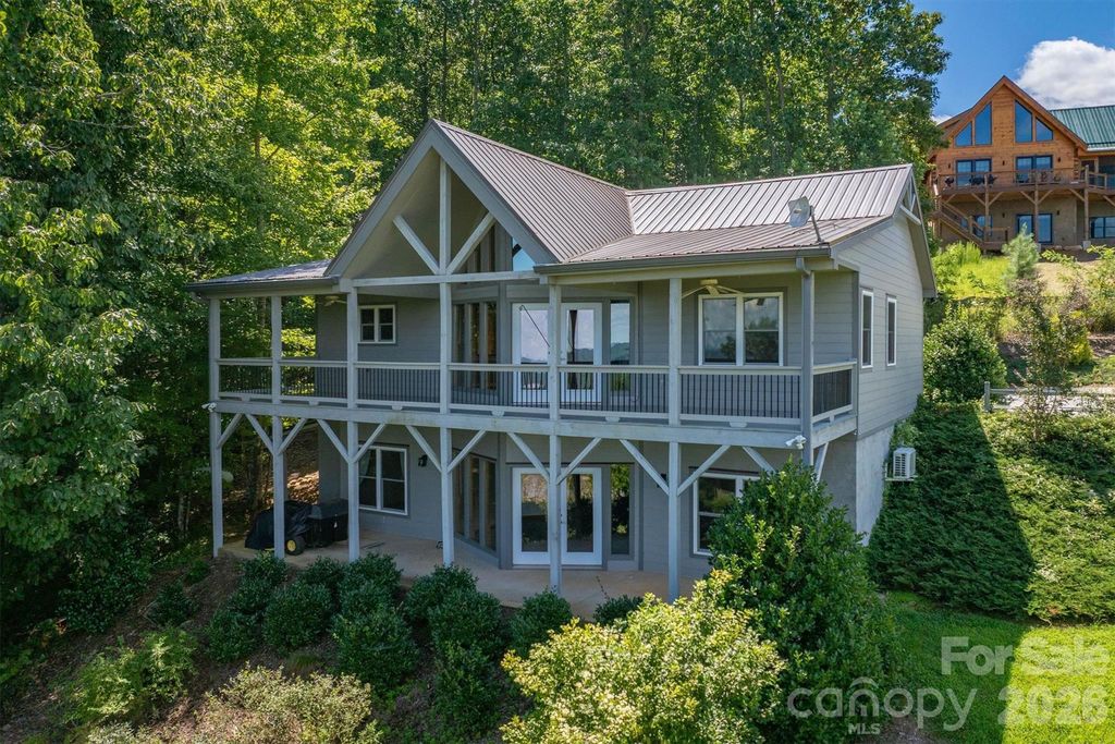 2262 Grandview Peaks Drive, Nebo, NC 28761