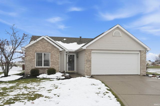 12526 Wandering Way, Fort Wayne, IN 46818