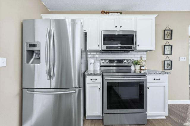 12526 Wandering Way, Fort Wayne, IN 46818