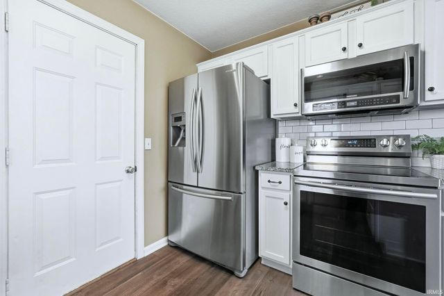 12526 Wandering Way, Fort Wayne, IN 46818