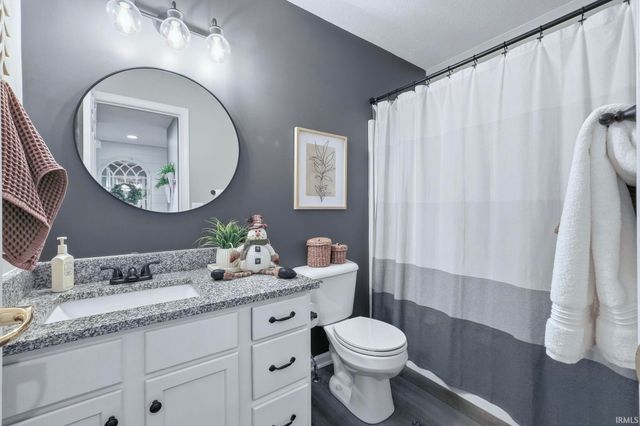 12526 Wandering Way, Fort Wayne, IN 46818