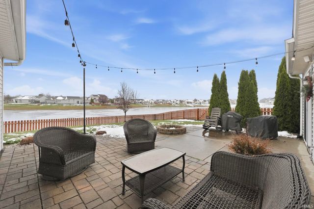 12526 Wandering Way, Fort Wayne, IN 46818