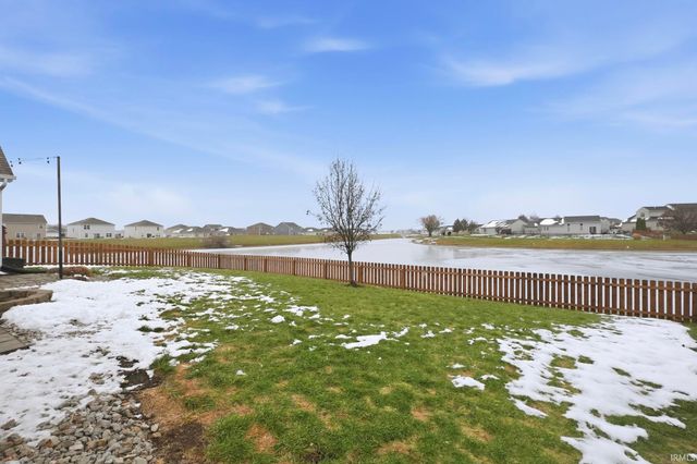 12526 Wandering Way, Fort Wayne, IN 46818