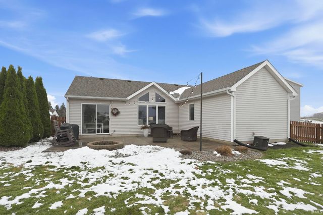 12526 Wandering Way, Fort Wayne, IN 46818