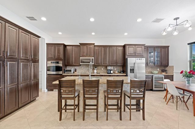 2117 Belcara Court, Royal Palm Beach, FL 33411