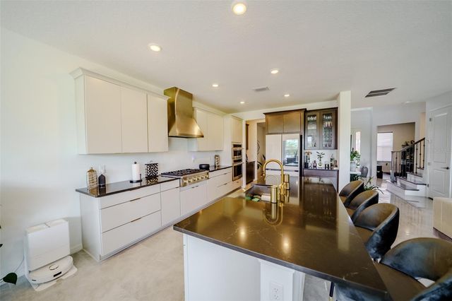 9121 RADIANT CIRCLE, Sarasota, FL 34241