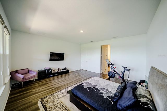 9121 RADIANT CIRCLE, Sarasota, FL 34241