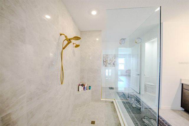 9121 RADIANT CIRCLE, Sarasota, FL 34241