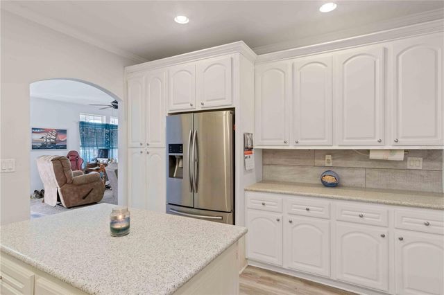 8632 LAKE FRONT COURT, Punta Gorda, FL 33950
