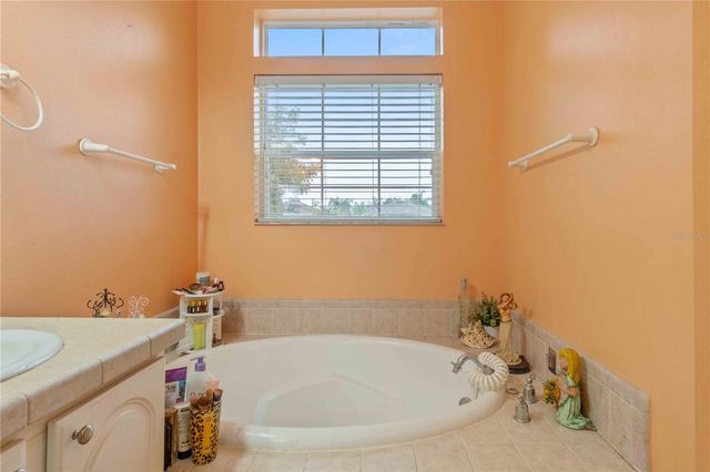 8632 LAKE FRONT COURT, Punta Gorda, FL 33950