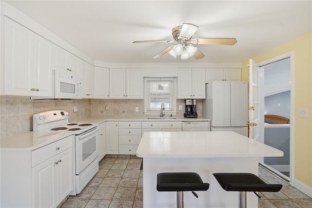 108 Hilton Avenue, East Providence, RI 02915