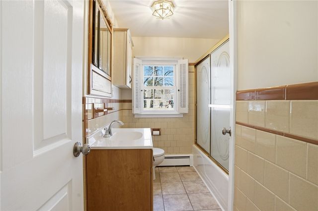108 Hilton Avenue, East Providence, RI 02915