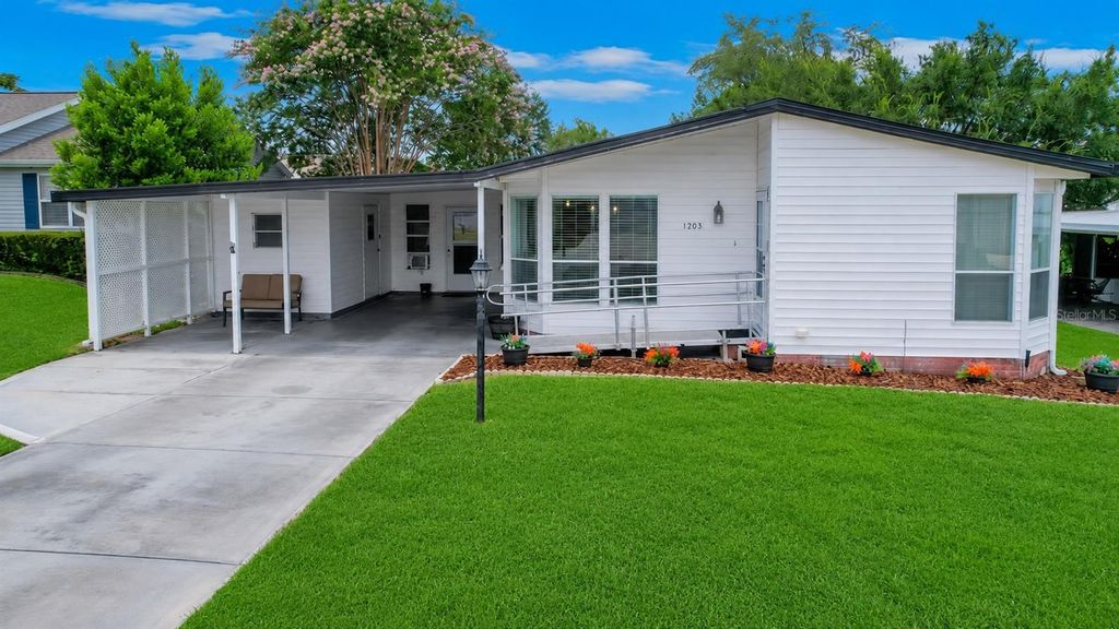 1203 GRANADA COURT, Lady Lake, FL 32159