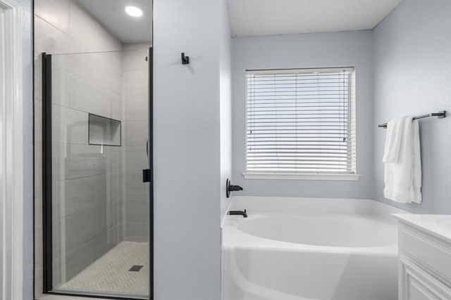 8601 Stetson Drive, Fort Worth, TX 76244