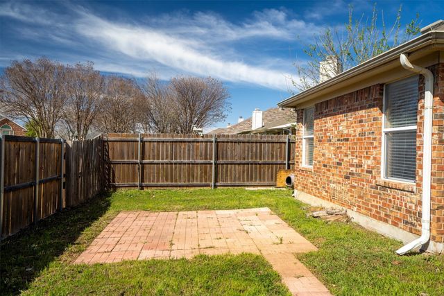 8601 Stetson Drive, Fort Worth, TX 76244
