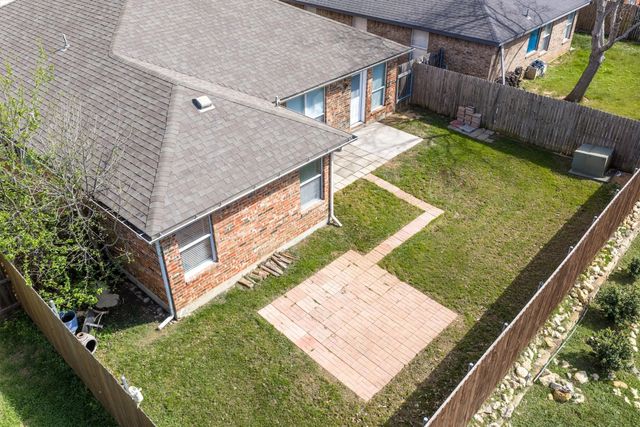 8601 Stetson Drive, Fort Worth, TX 76244