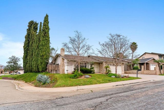 1460 Brook Rd, San Marcos, CA 92069
