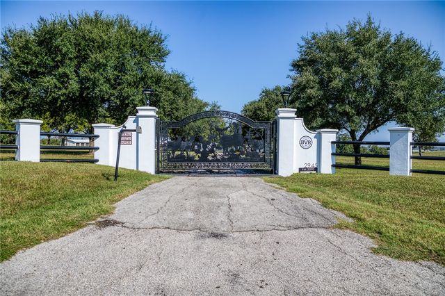 2945 Fm 3090 Road, Navasota, TX 77868