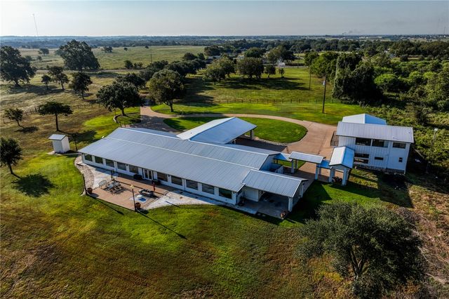 2945 Fm 3090 Road, Navasota, TX 77868