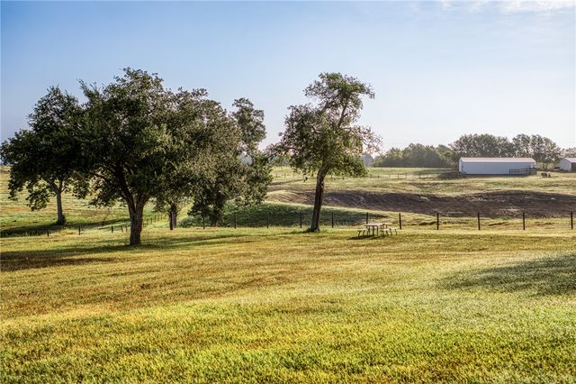 2945 Fm 3090 Road, Navasota, TX 77868