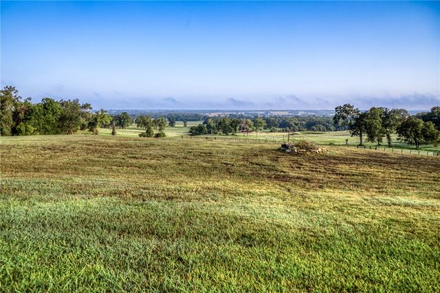2945 Fm 3090 Road, Navasota, TX 77868