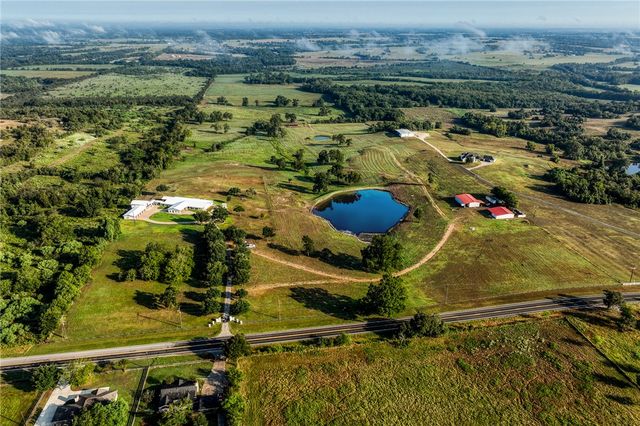 2945 Fm 3090 Road, Navasota, TX 77868