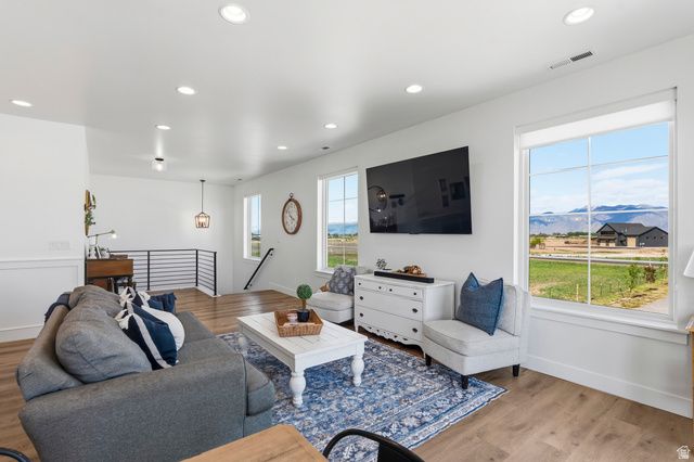 7498 S 4600 W, Benjamin, UT 84660