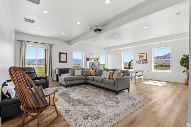 7498 S 4600 W, Benjamin, UT 84660