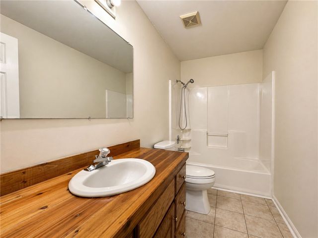 210 Springside Circle, Anderson, SC 29625