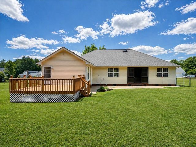 210 Springside Circle, Anderson, SC 29625