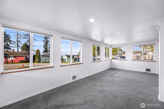 5078 Fern Street, Blaine, WA 98230