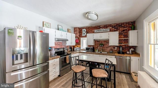 723 N CHARLOTTE ST, Pottstown, PA 19464