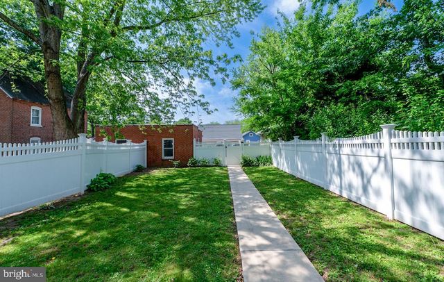 723 N CHARLOTTE ST, Pottstown, PA 19464