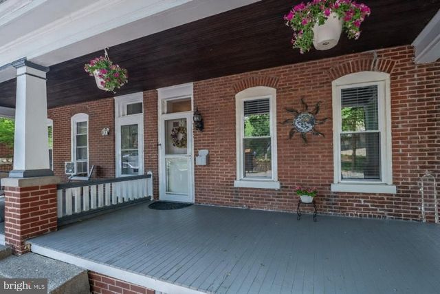 723 N CHARLOTTE ST, Pottstown, PA 19464
