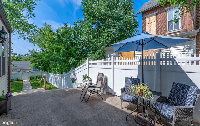 723 N CHARLOTTE ST, Pottstown, PA 19464