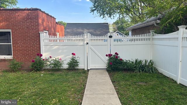 723 N CHARLOTTE ST, Pottstown, PA 19464