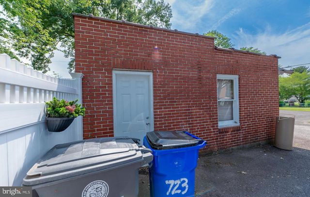723 N CHARLOTTE ST, Pottstown, PA 19464