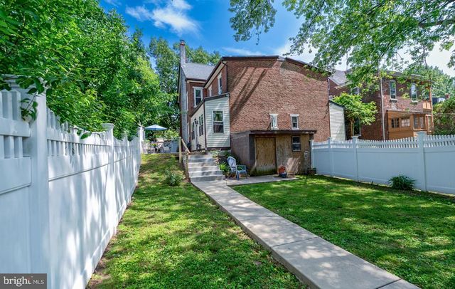 723 N CHARLOTTE ST, Pottstown, PA 19464