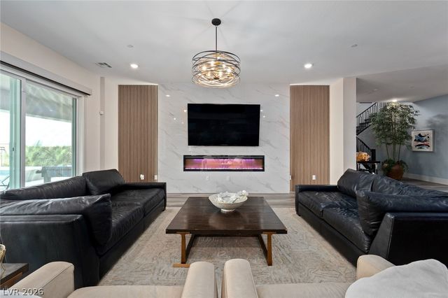 526 La Nain Lane, Henderson, NV 89012