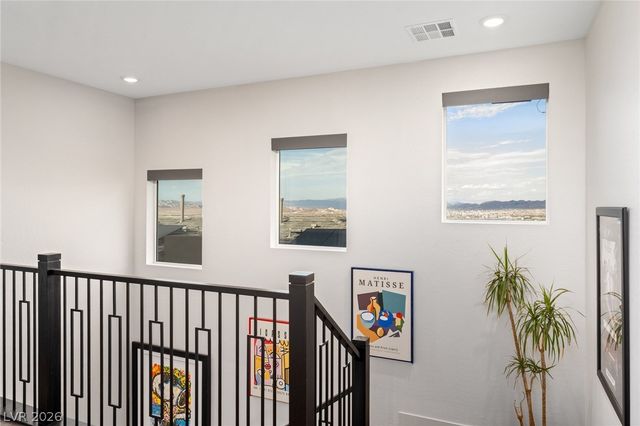 526 La Nain Lane, Henderson, NV 89012