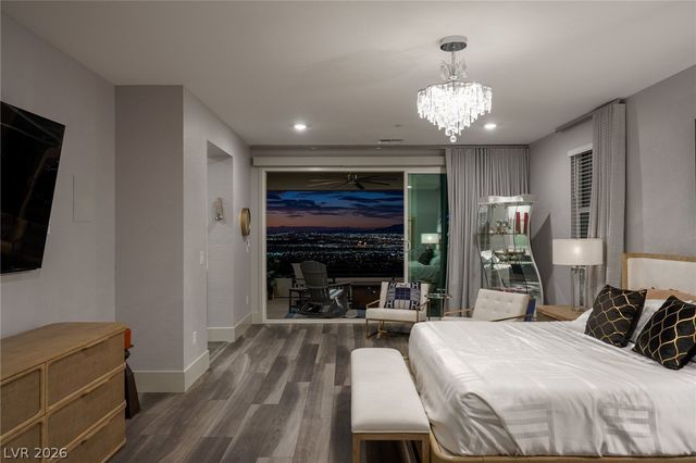 526 La Nain Lane, Henderson, NV 89012