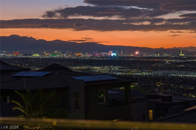 526 La Nain Lane, Henderson, NV 89012