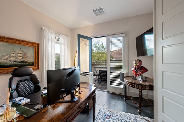 526 La Nain Lane, Henderson, NV 89012
