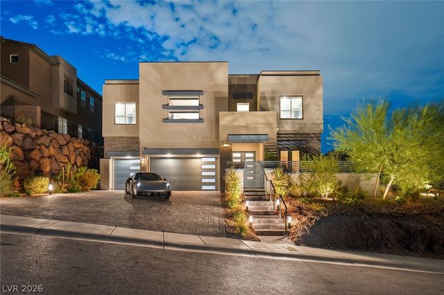 526 La Nain Lane, Henderson, NV 89012