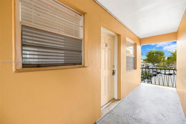 1235 W 66th Street 16, Hialeah, FL 33012