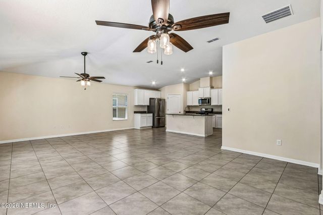 86607 NASSAU CROSSING Way, Yulee, FL 32097