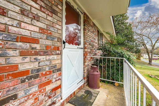 120 ESSEX, Hot Springs, AR 71913