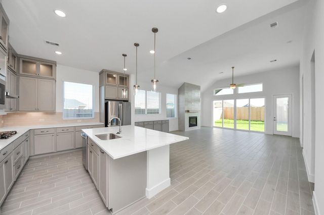 9703 Cathedral Lane, Manvel, TX 77578