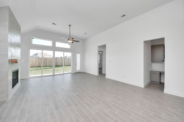 9703 Cathedral Lane, Manvel, TX 77578