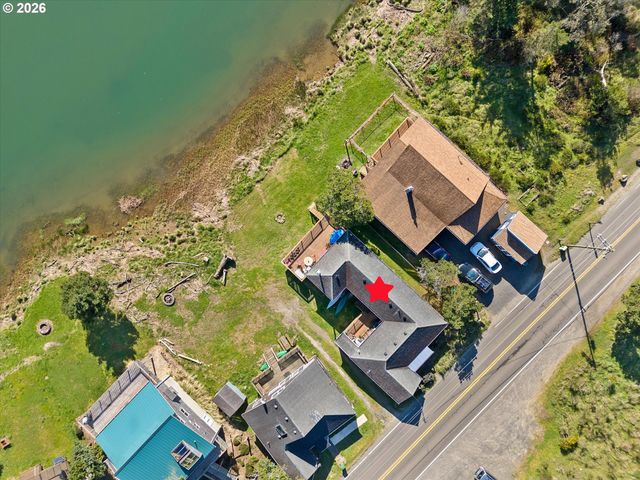 34885 Cape Kiwanda Dr, Pacific City, OR 97135